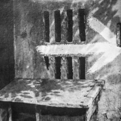 Richtungspfeil zum Schutzraum